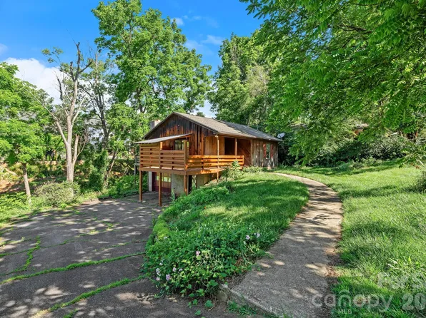 53 Wanoca Ave, Asheville, NC 28803