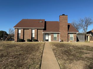 831 Courtland Pl, Mesquite, TX 75150