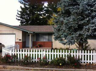 925 Blaine St, Ashland, OR 97520