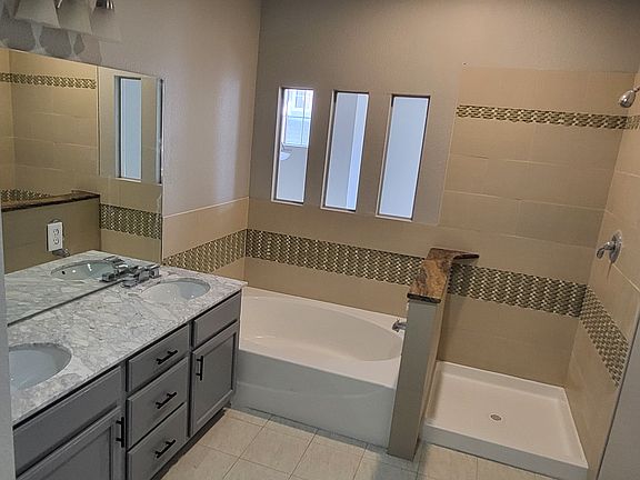 5th image of 22933 E Ontario Dr Unit 101