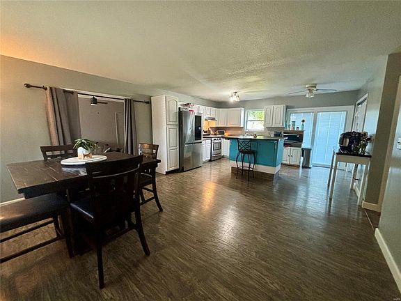 3rd image of 2524 Hill Top Ln