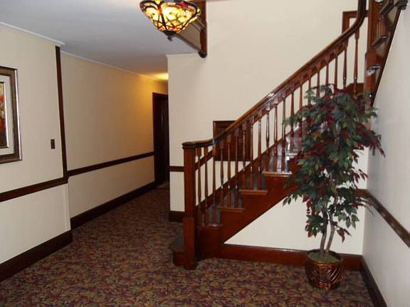 Entry/Hallway