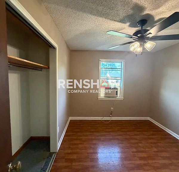 584 Lark St — Photo 16