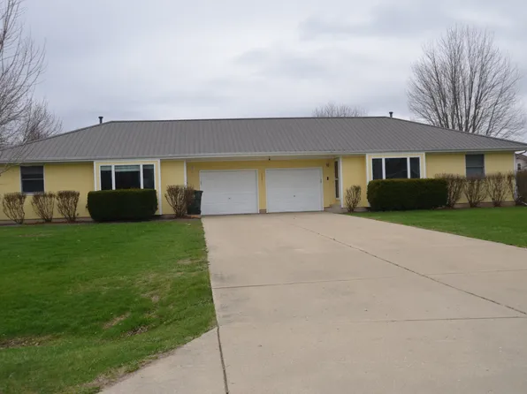 2547 N 4645th Rd #B, Somonauk, IL 60552