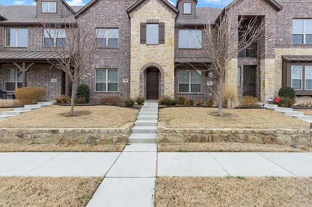 3008 Gaylord Dr — Photo 4