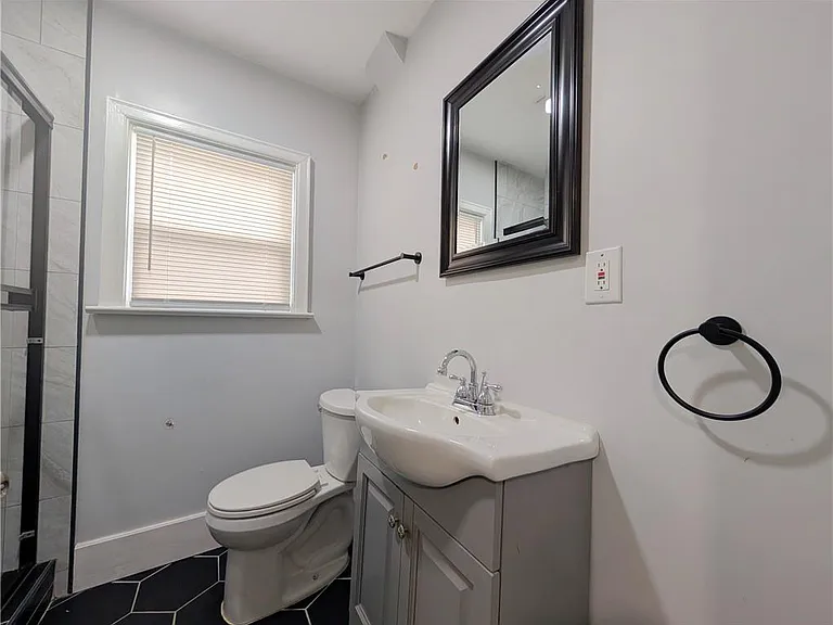 1761 John Calvin Ave #1 — Photo 15