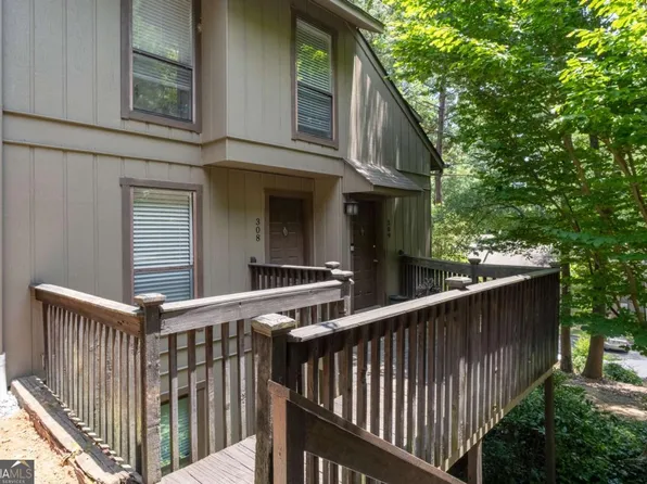 308 Cumberland Ct SE, Smyrna, GA 30080