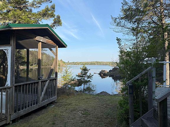 3rd image of 123 Deer Point Rd