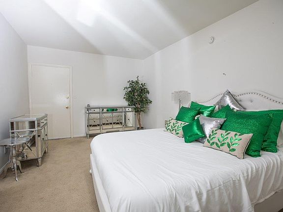 4th image of 637 Hauser Blvd APT 24
