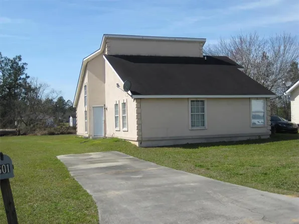 601 Ellis Ln, Sparks, GA 31647