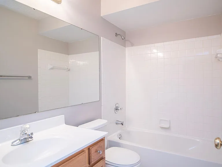 870 Southmeadow Cir #102 — Photo 20