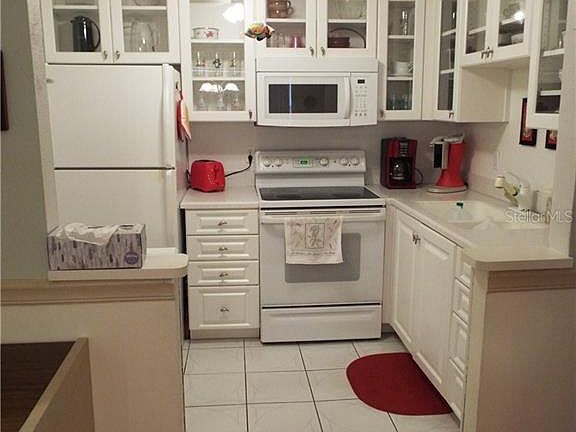 2nd image of 1801 Bedford Ln APT 38