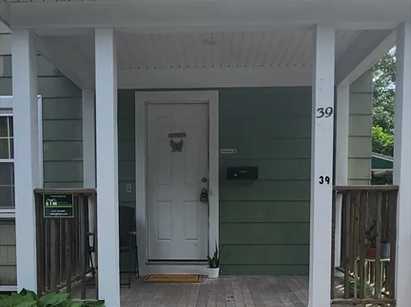 37-39 Overland St, Fitchburg, MA 01420