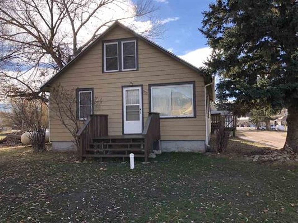 2nd image of 930 Crook St