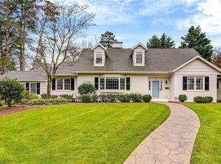 242 Fairfax Dr, Winston Salem, NC 27104