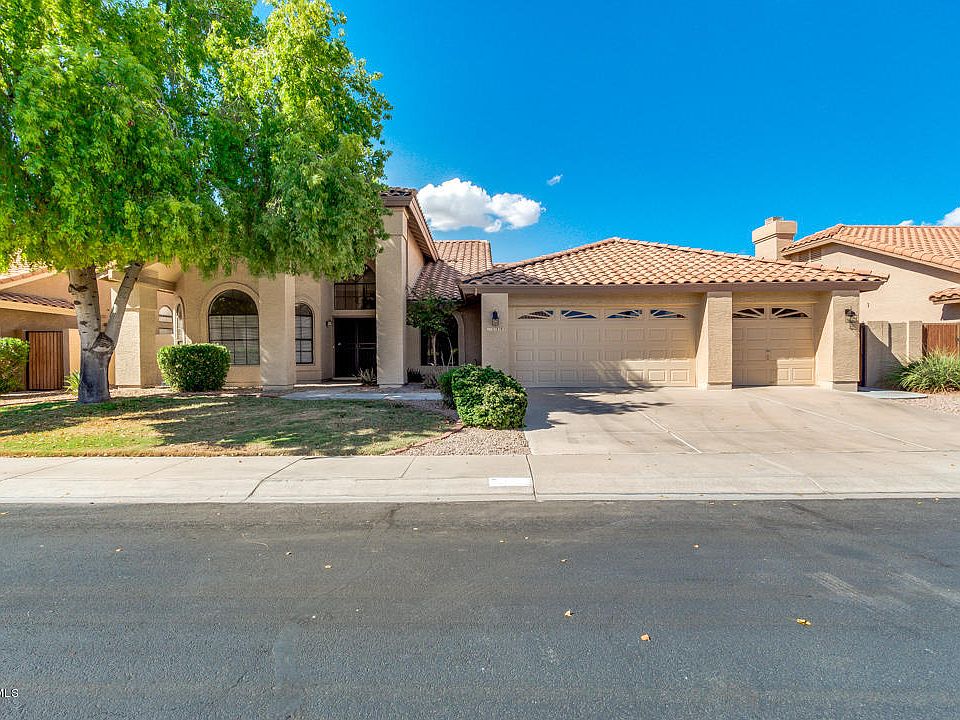 1st image of 1038 W Iris Dr
