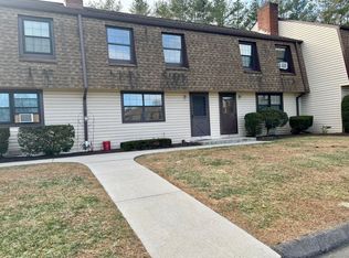 7 Homestead Ln #7, Brookfield, CT 06804