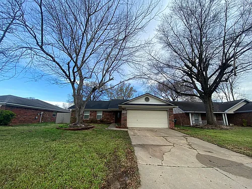9313 Houston St Photo 1