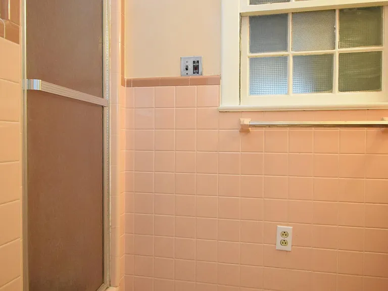 482 Snow Hill St — Photo 12