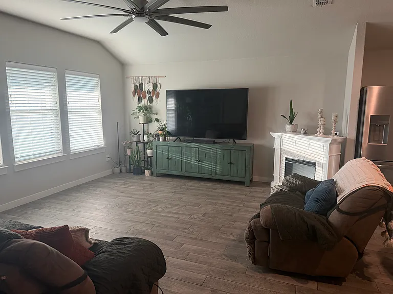 9328 Herringbone Dr — Photo 3
