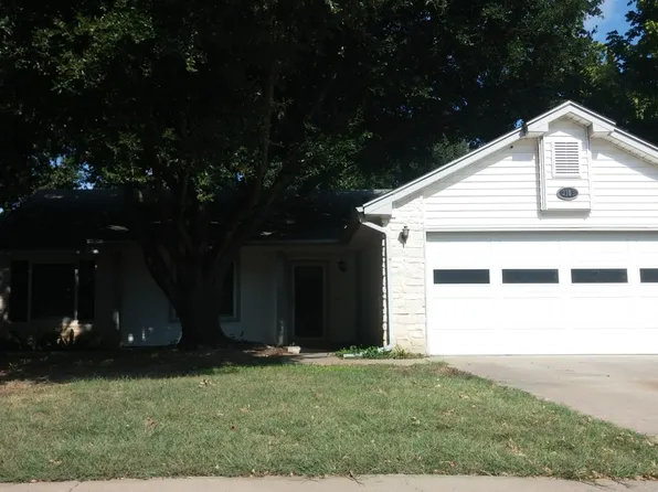 2105 Bluebonnet Dr, Round Rock, TX 78664