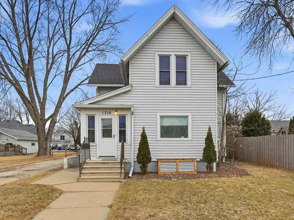 1310 S Madison St, Appleton, WI 54915