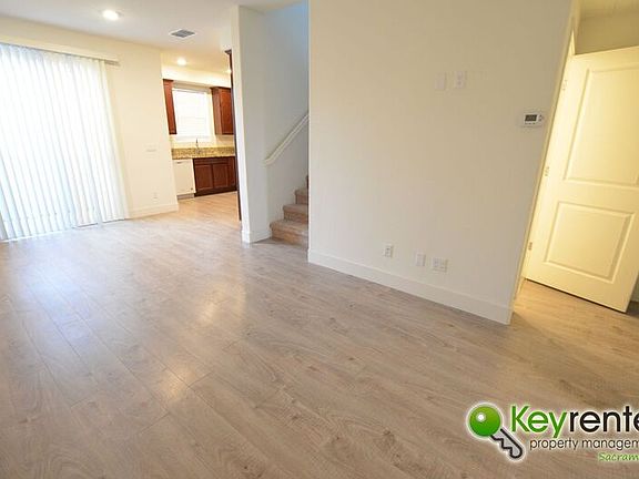 2nd image of 2540 Prosper Rd