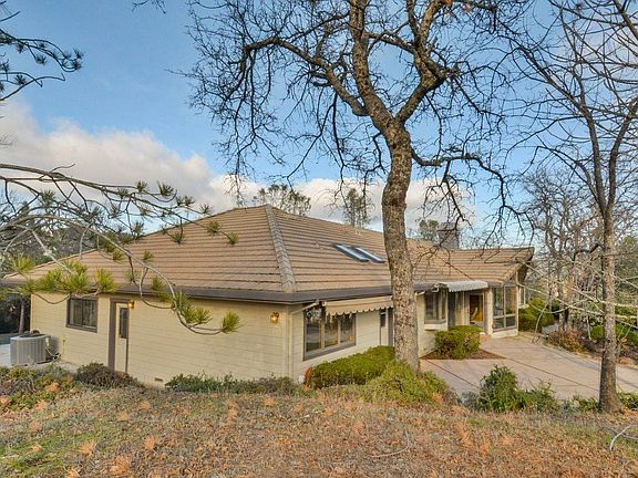 2nd image of 14185 Stanton Cir