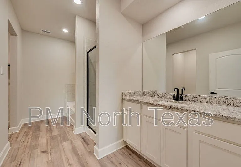 804 Calhoun Dr — Photo 12