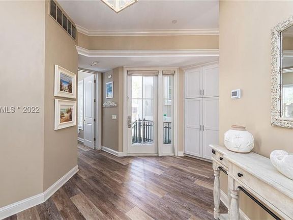 5th image of 34 Bradley Cir