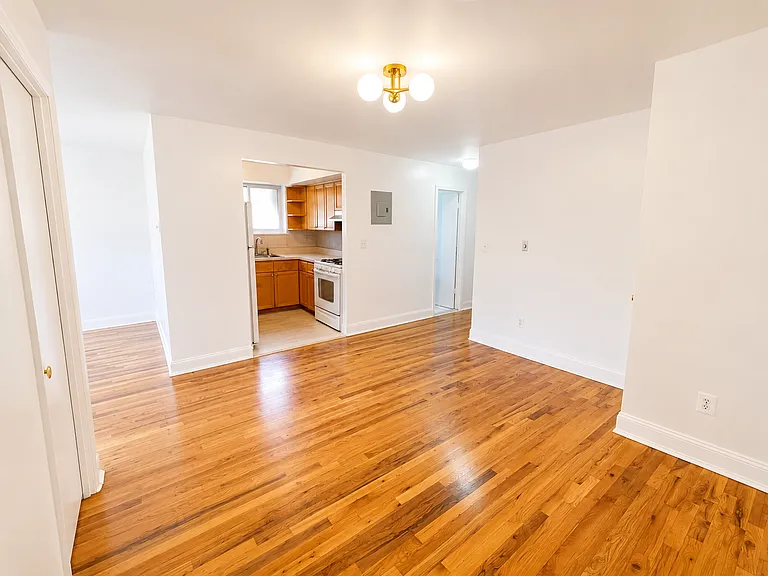 533 Soundview Ave #3 — Photo 4