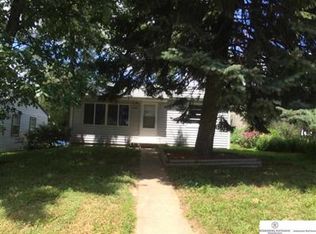 3818 Edna St, Bellevue, NE 68147