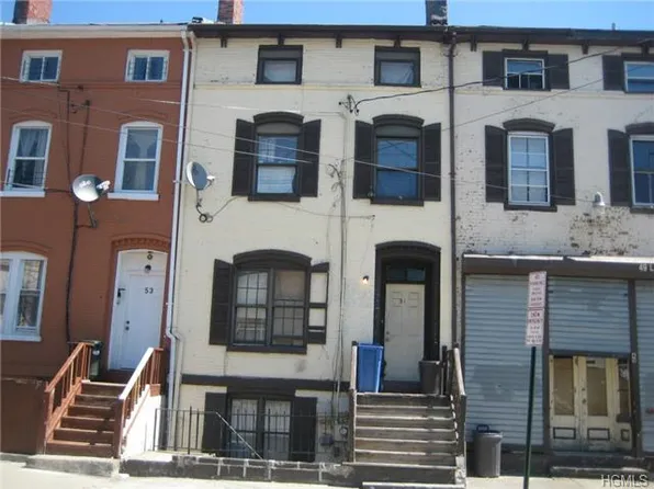 51 Lander St, Newburgh, NY 12550
