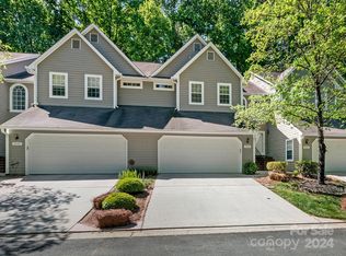9028 Saint Pierre Ln, Charlotte, NC 28277