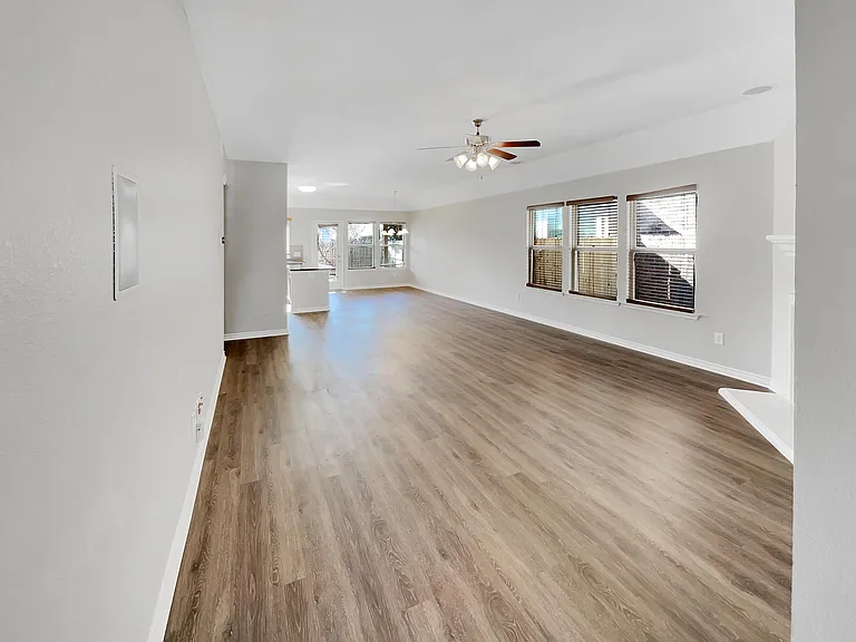 1612 Bluebird Dr — Photo 9
