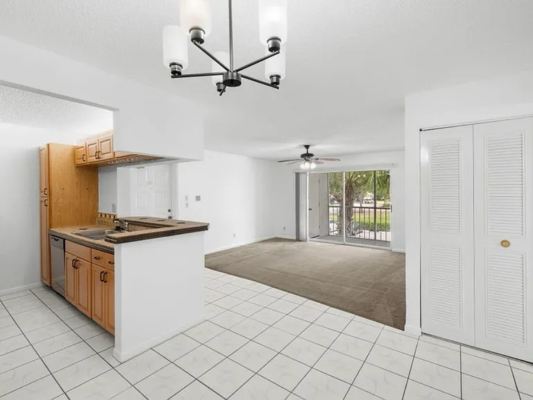 2506 SE Anchorage Cv #2 — Photo 15