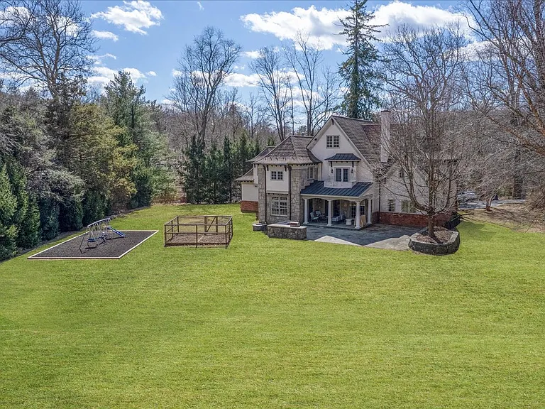 87A Harriman Rd — Photo 31