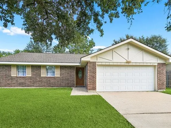 406 Pine Shadows Dr, Slidell, LA 70458