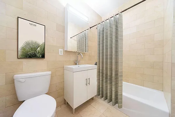 Rented by Platinum Properties | media 18