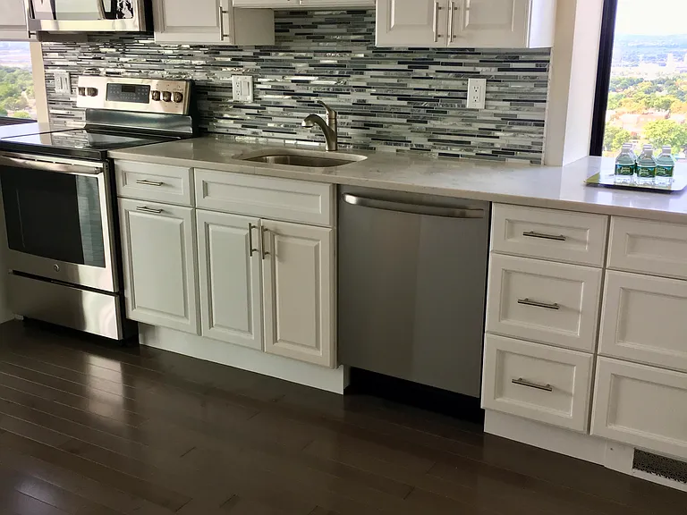 770 Anderson Ave #22 — Photo 2