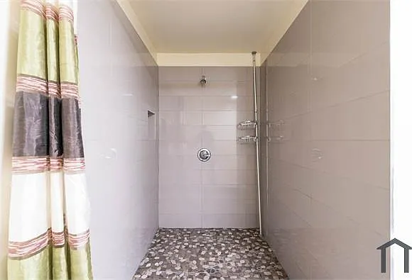 130 S Soto St — Photo 17