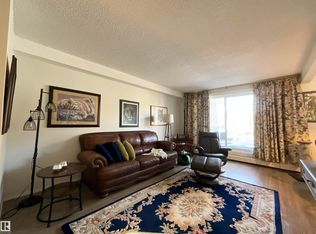 McLeod One, Edmonton, AB T5H 2Z6