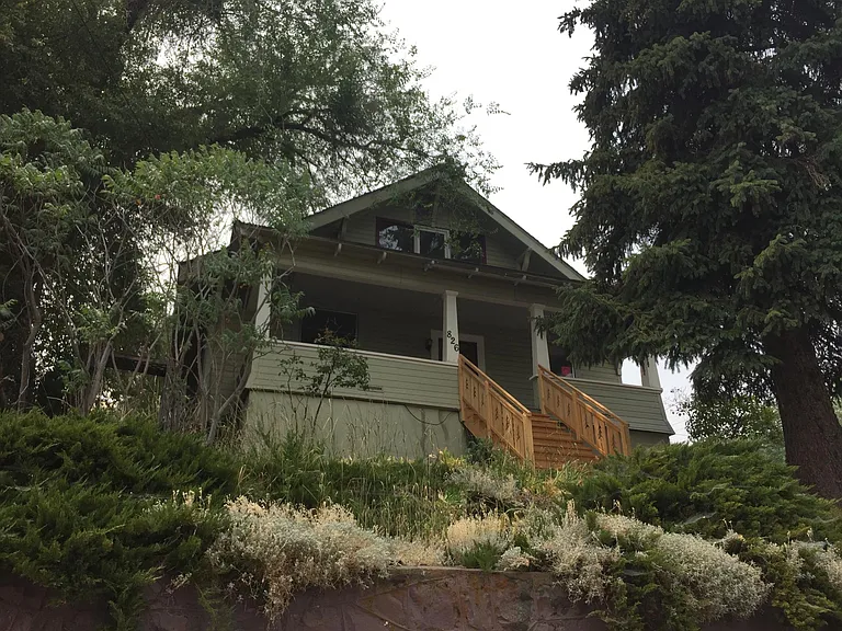 N 9th St — Photo 1