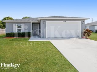 4273 SW Walker St, Port Saint Lucie, FL 34953