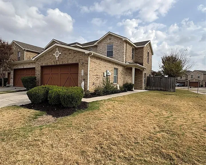 5900 Stone Mountain Rd — Photo 1