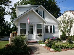 27 Potomac St, West Roxbury, MA 02132