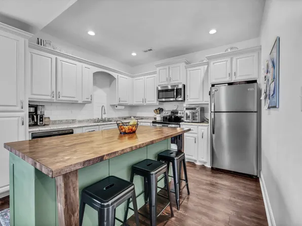 200 Texas Ave, Oak Grove, KY 42262