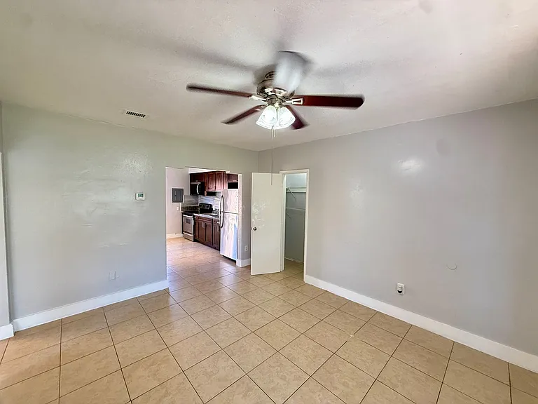 1467 NW 53rd St #1 — Photo 23