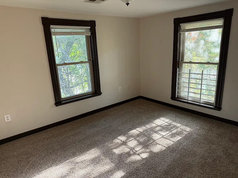 2640 Lacey Rd — Photo 9