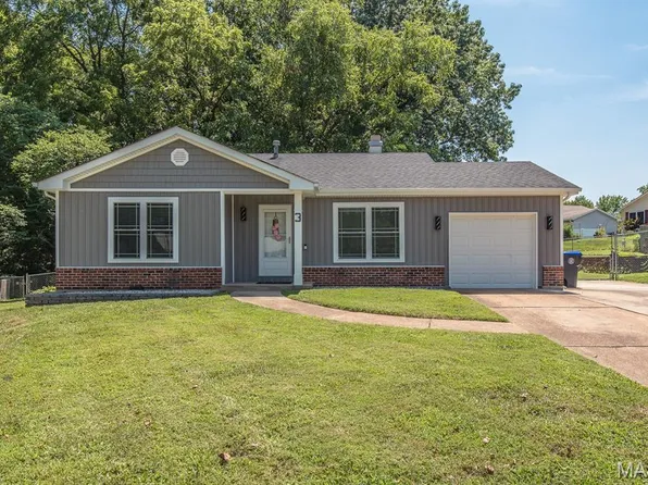 3 Thornway Ct, Saint Peters, MO 63376